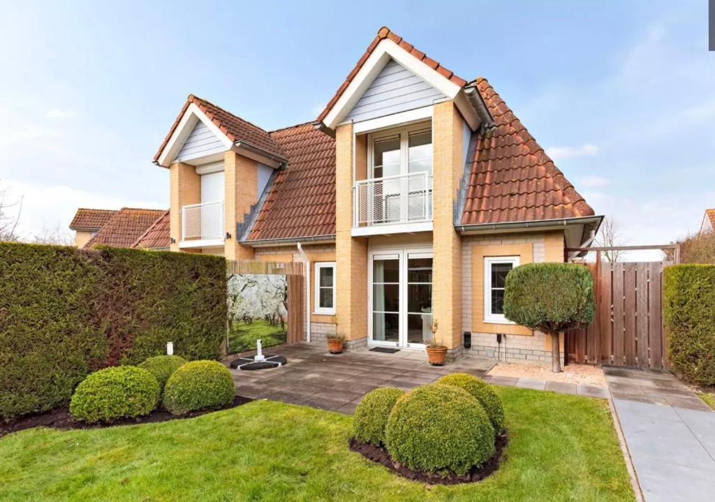 Vakantiehuis Met Luxe Tuin Dichtbij Het Strand Kamperland Ngoại thất bức ảnh